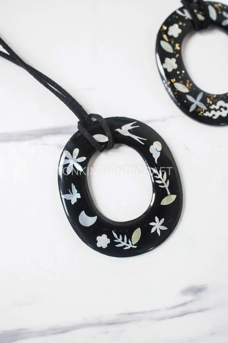 Mother of Pearl Necklace Suede Leather String 2 - TONKIN HANDICRAFT