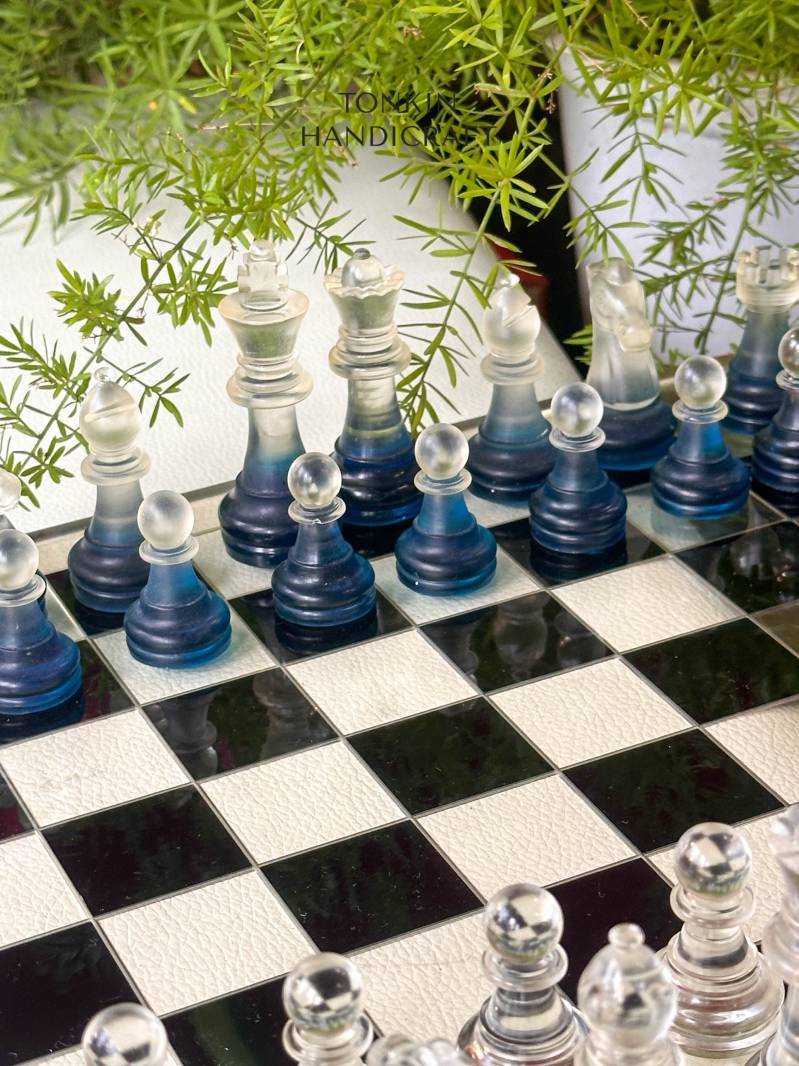 Bluee Resin Chess Set