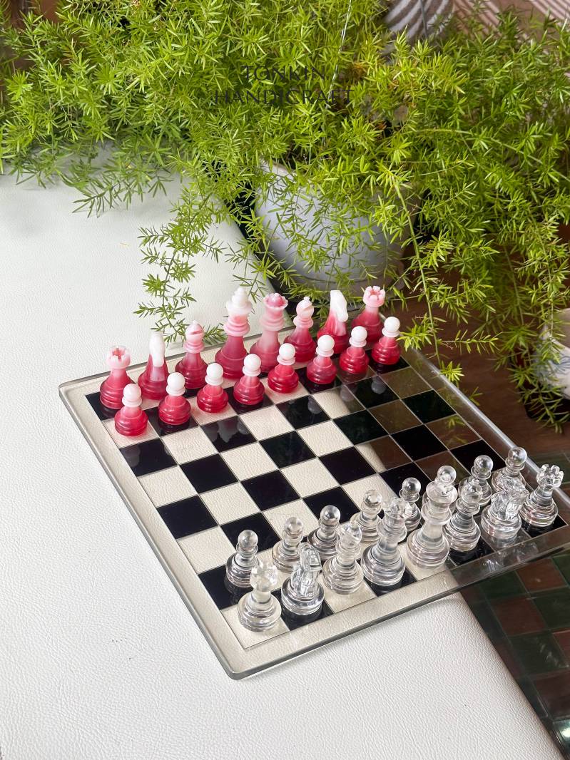 Mana Resin Chess Set