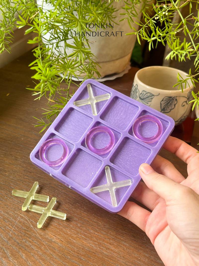 Resin Pup Board Tic Tac Toe Game