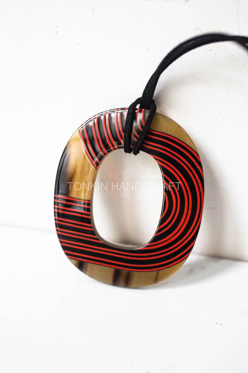 Bii Buffalo Horn Necklace Suede Leather String