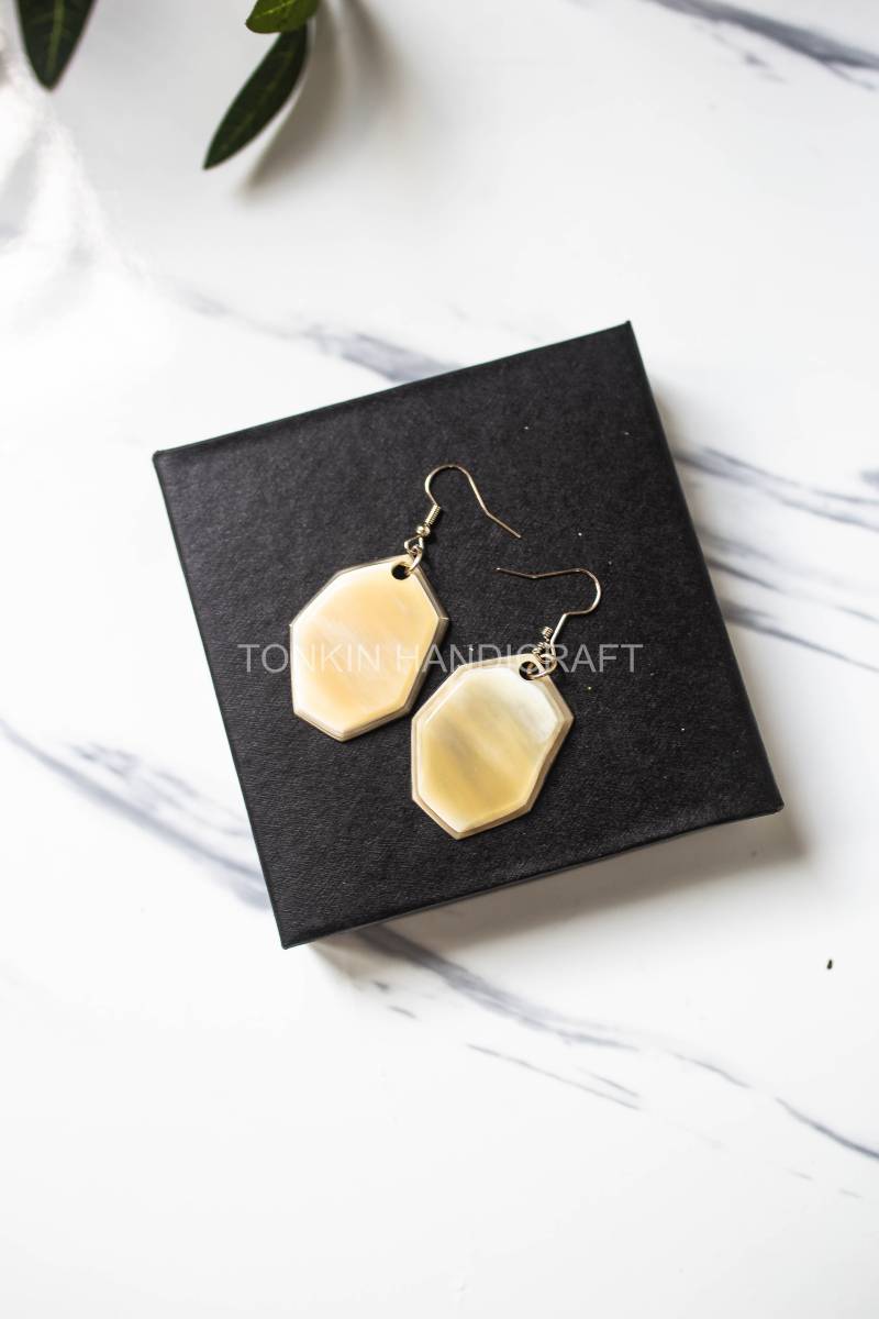 Fa Buffalo Horn Earrings