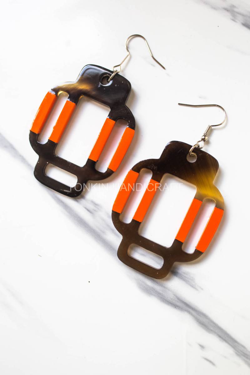 En Buffalo Horn Earrings