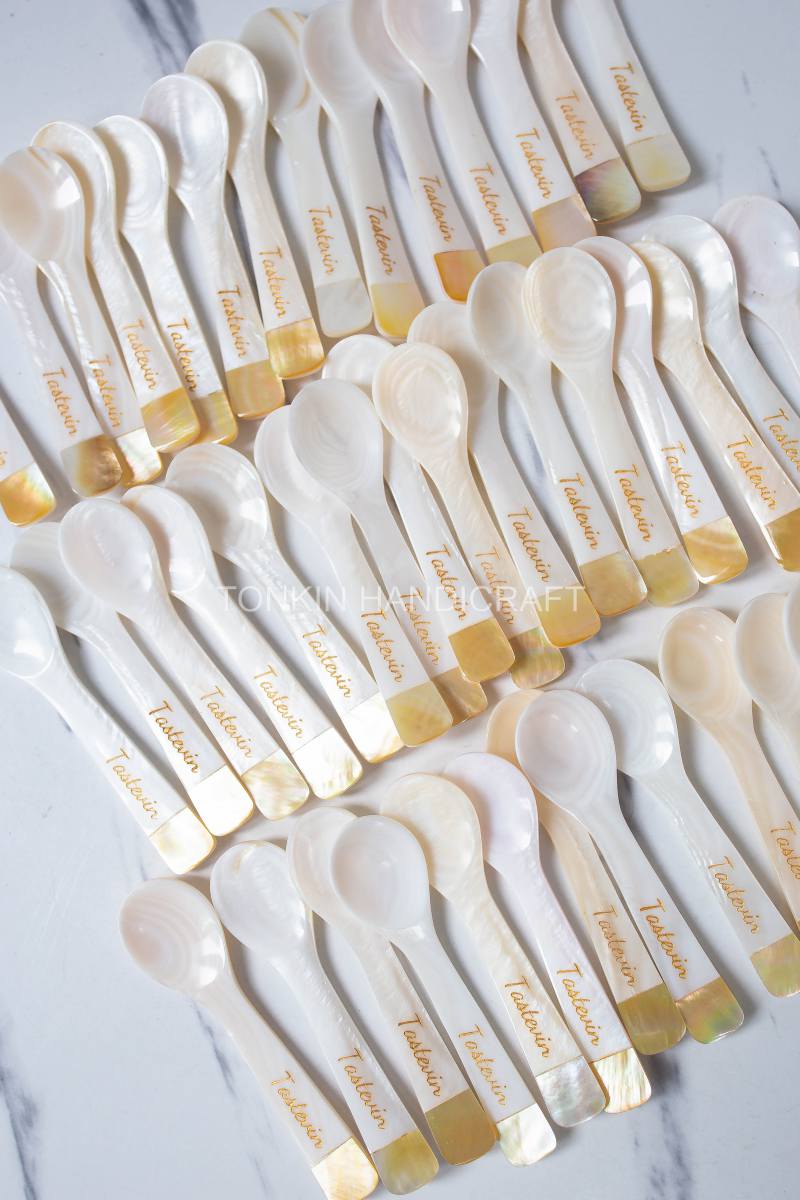 Wholesale Personalized Mother of Pearl Caviar Spoon Favor wedding spoon