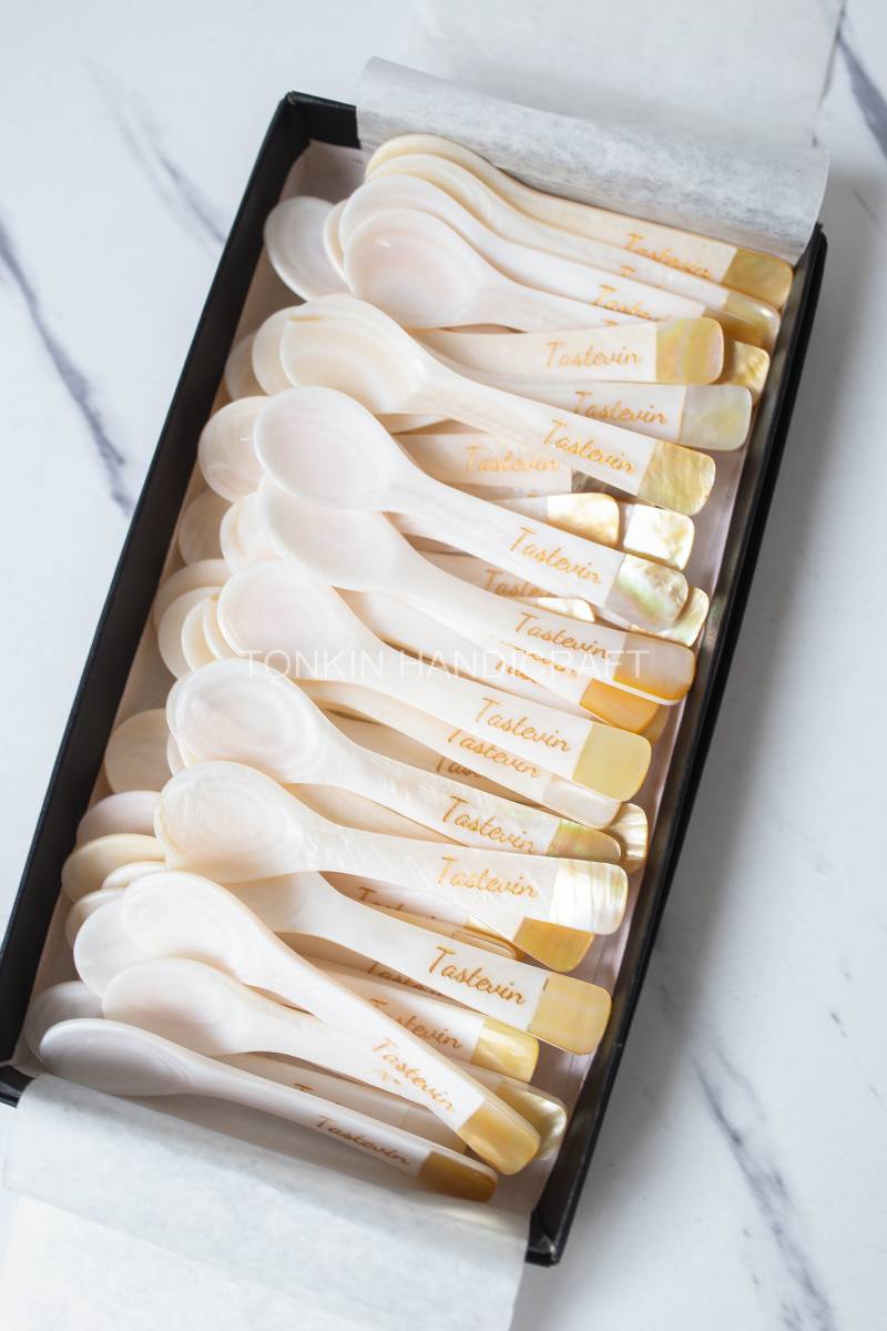 Wholesale Personalized Mother of Pearl Caviar Spoon Favor wedding spoon