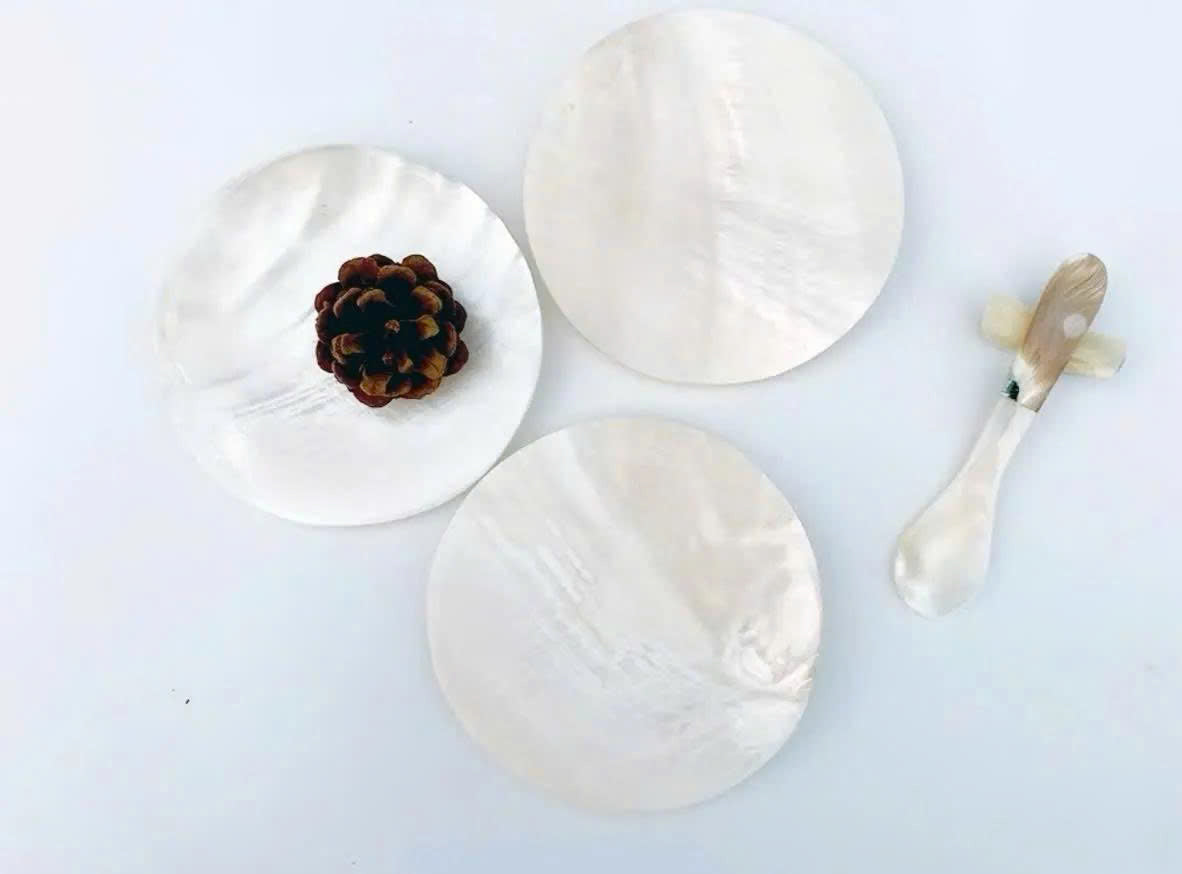 Mother of Pearl Seashell Dish for Caviar Serving