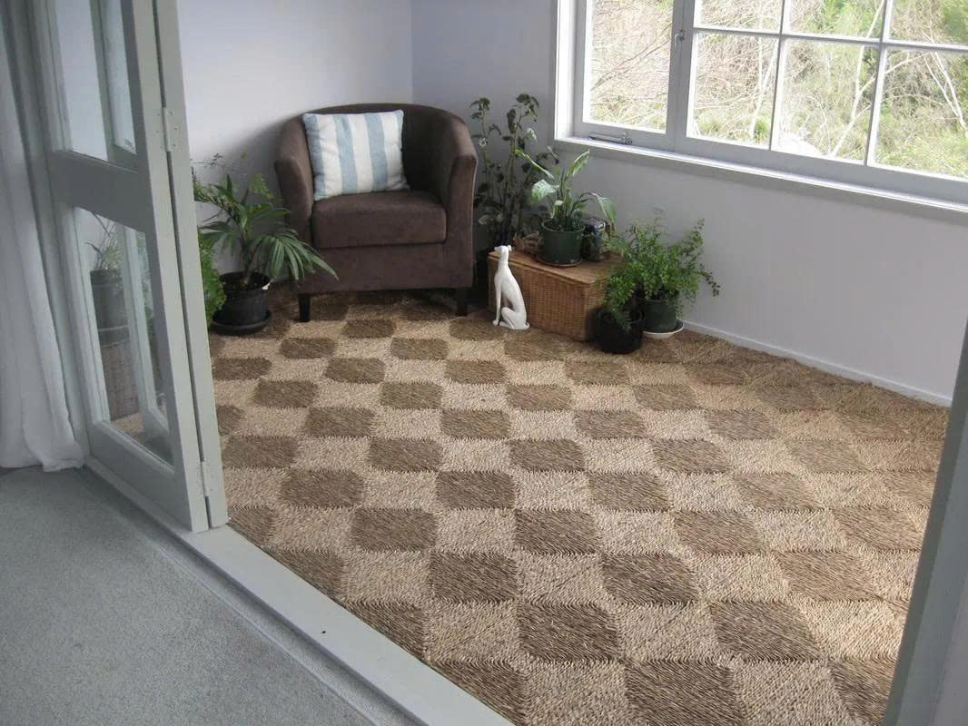 Hand Woven Natural Square Wicker Foldable Rug