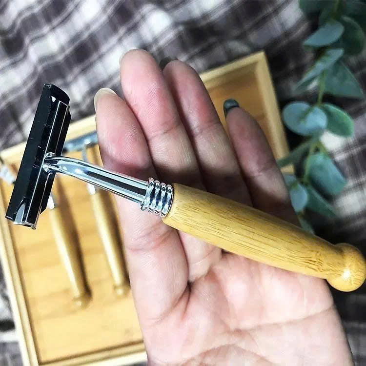 Personalized Bamboo Razor