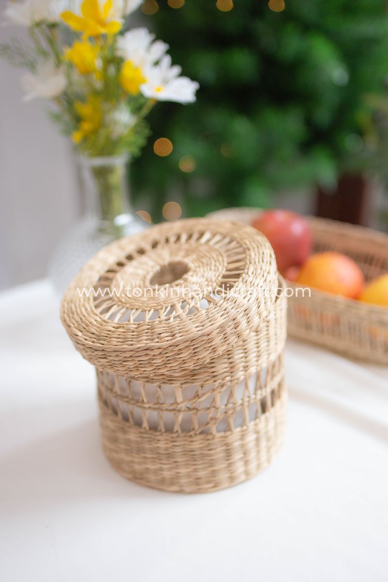 Tissue Woven Holder