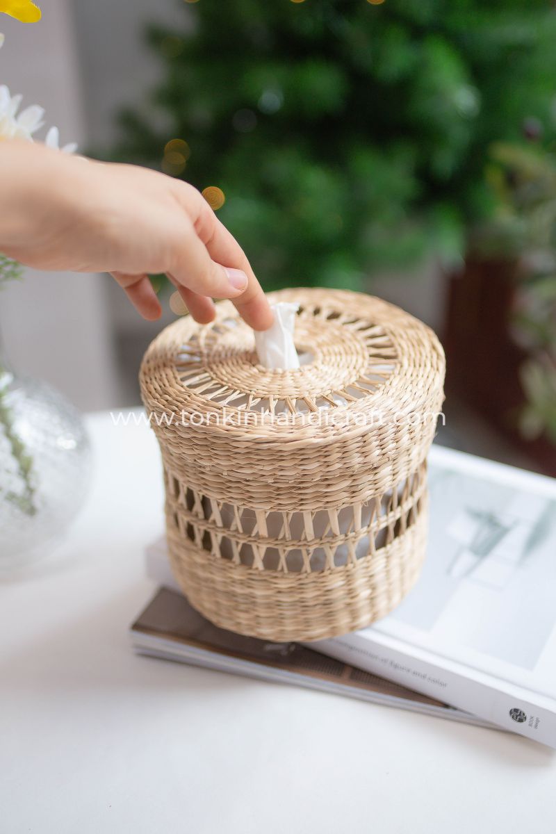 Tissue Woven Holder