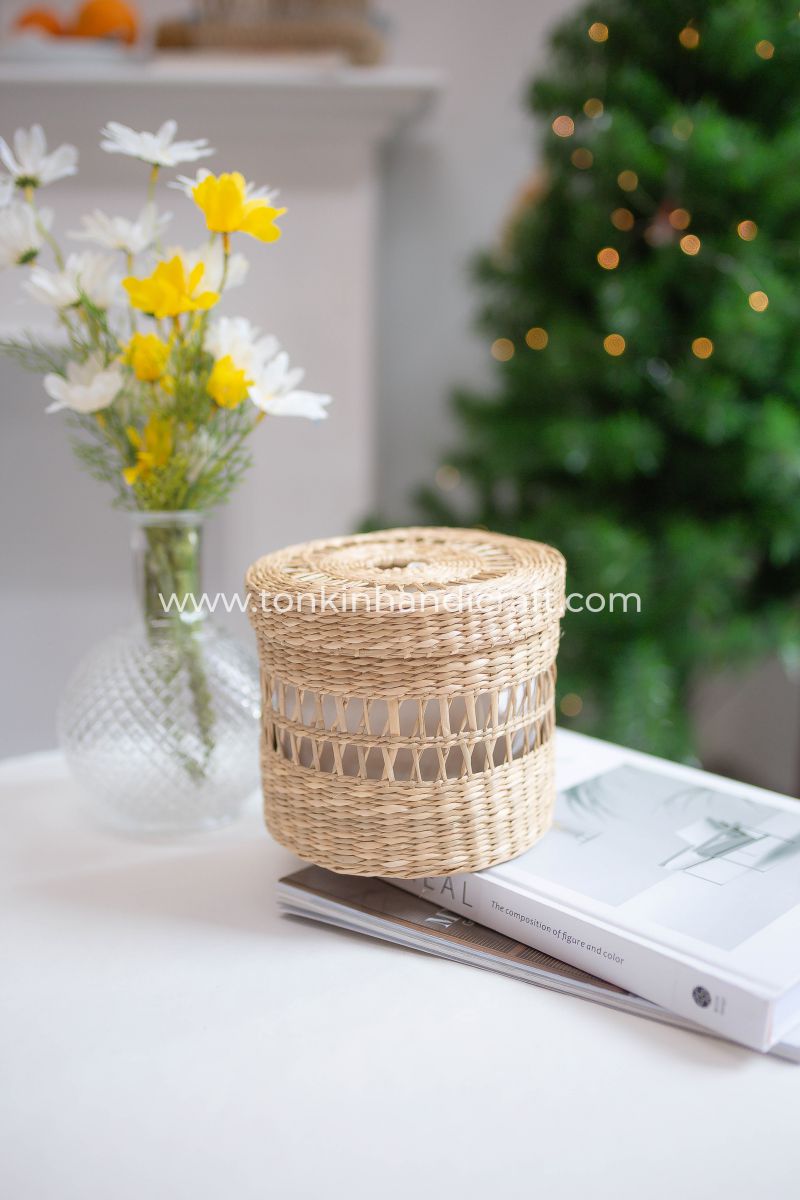 Tissue Woven Holder