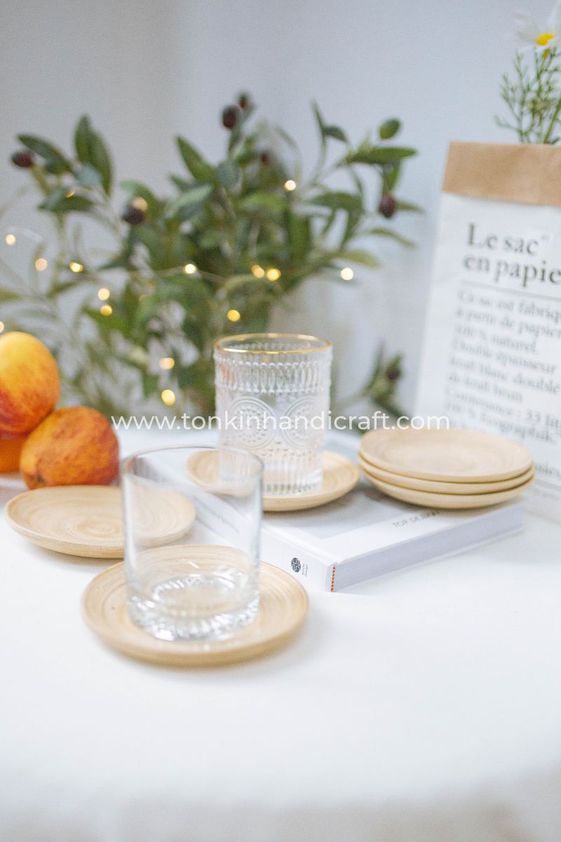 Set of 6 Bamboo Plates