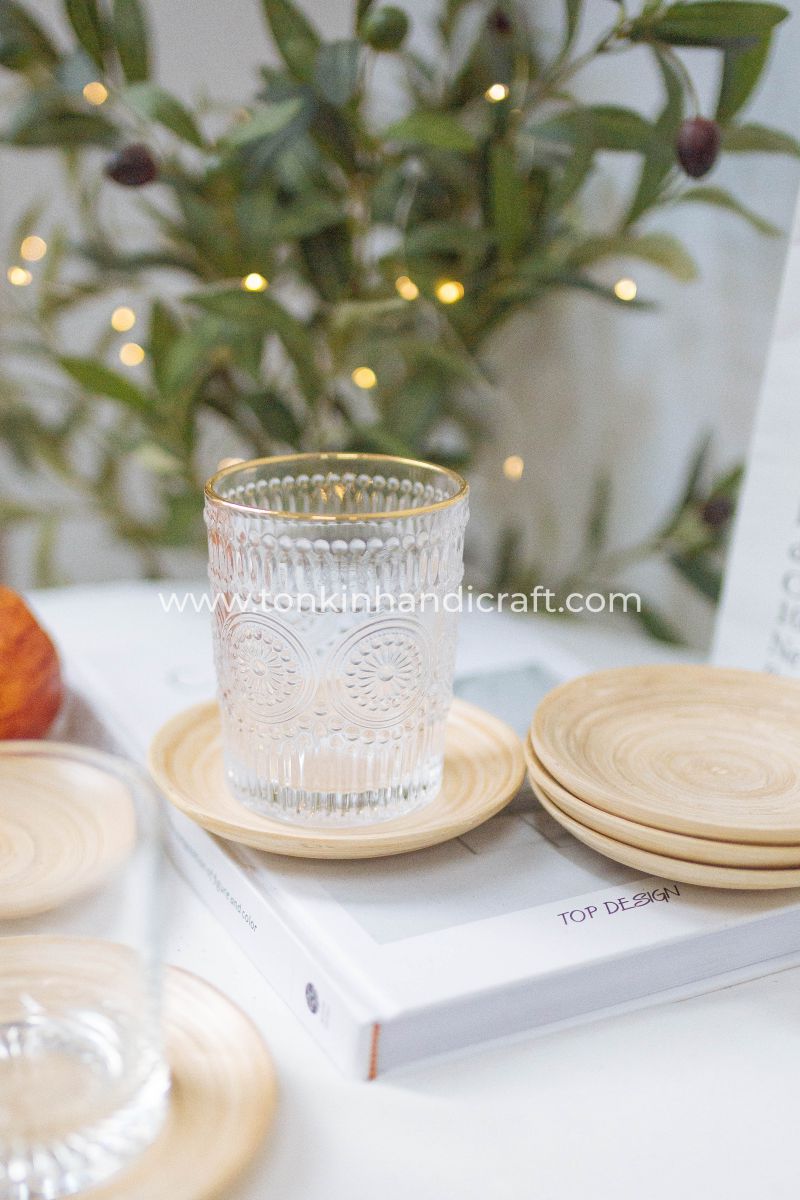 Set of 6 Bamboo Plates