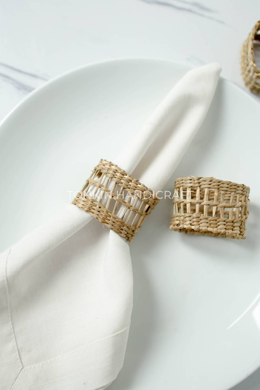 Woven Seagrass Oval Napkin Ring