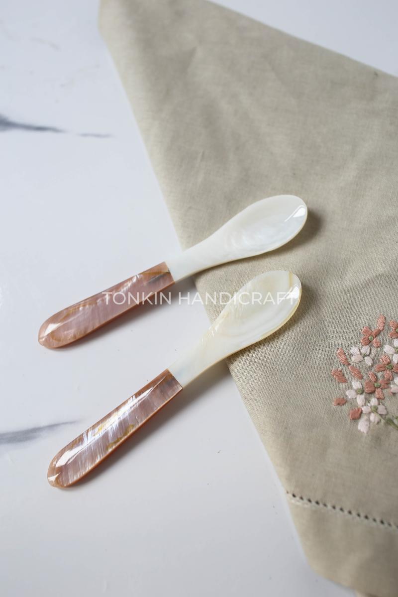 Personalized Small Mother of Pearl Seashell Caviar Spoon