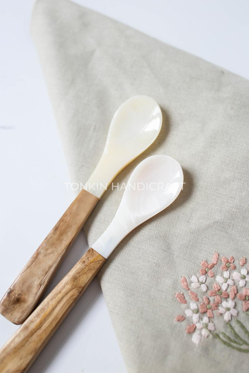 Personalized Mother of Pearl Seashell Spoon with Wooden Handle - TONKIN HANDICRAFT