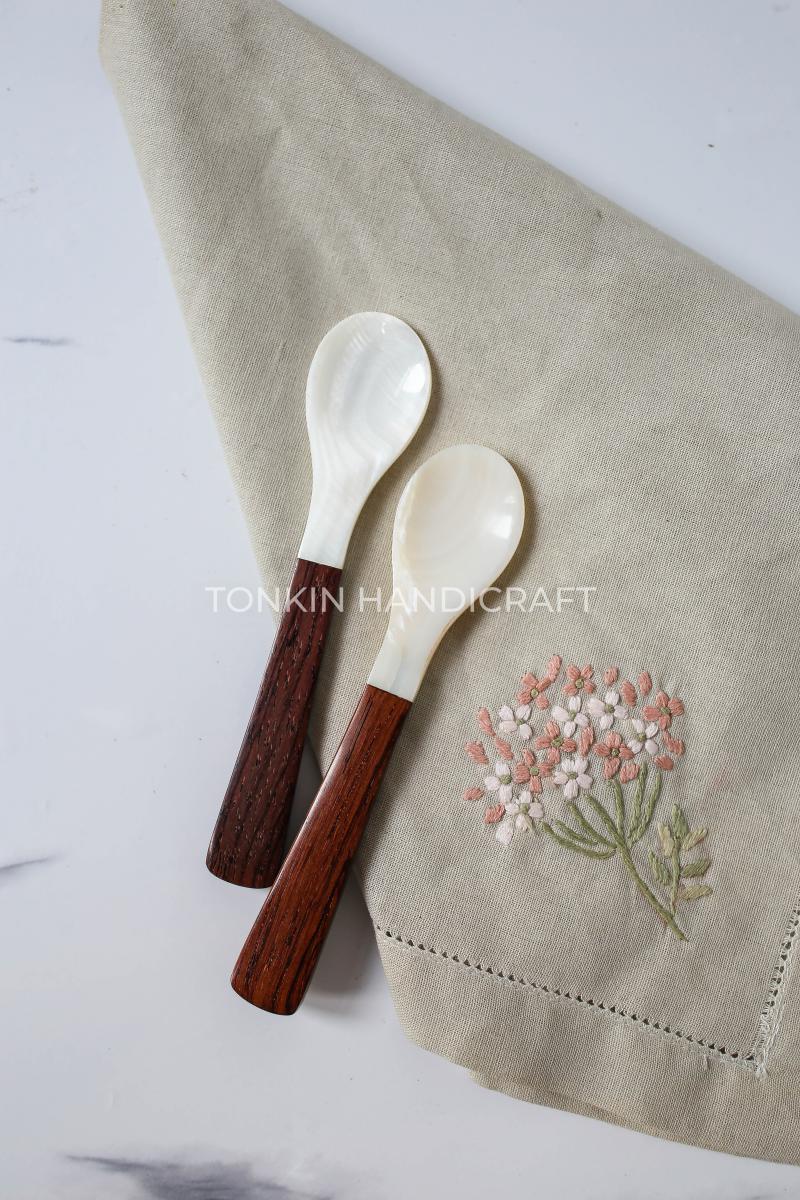 Personalized Mother of Pearl Seashell Spoon with Wooden Handle - TONKIN HANDICRAFT