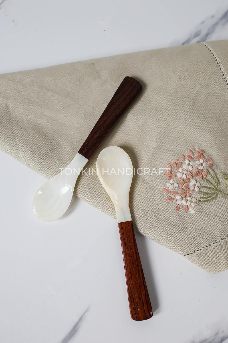 Personalized Mother of Pearl Seashell Spoon with Wooden Handle - TONKIN HANDICRAFT