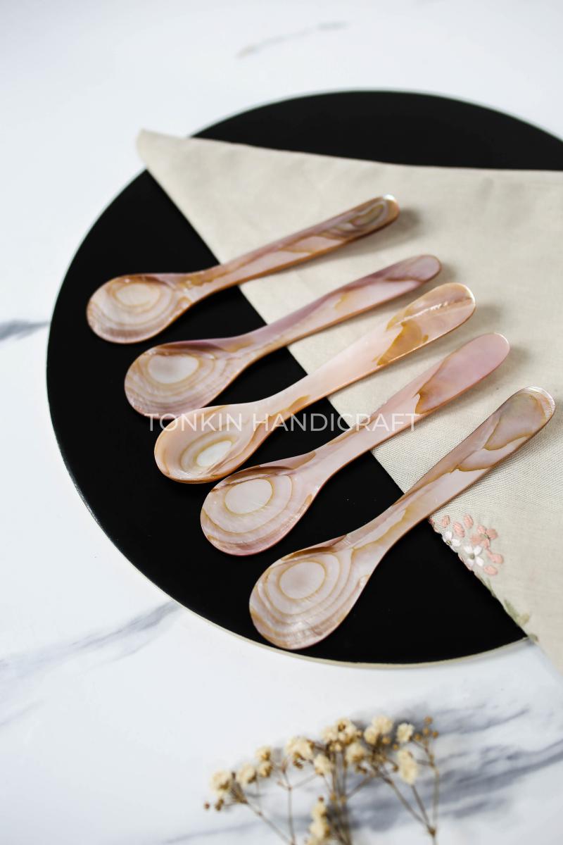 Personalized Pink Mother of Pearl Seashell Caviar Spoon - TONKIN HANDICRAFT