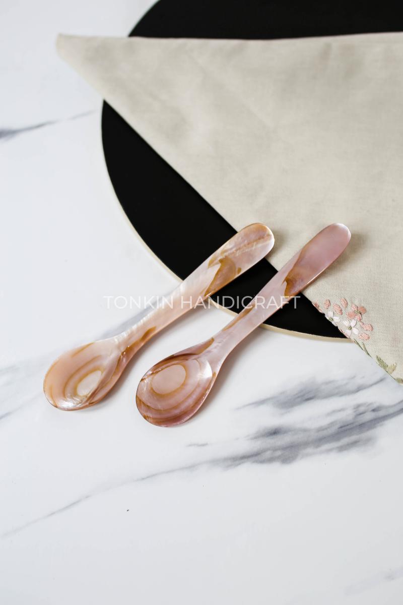 Personalized Pink Mother of Pearl Seashell Caviar Spoon - TONKIN HANDICRAFT