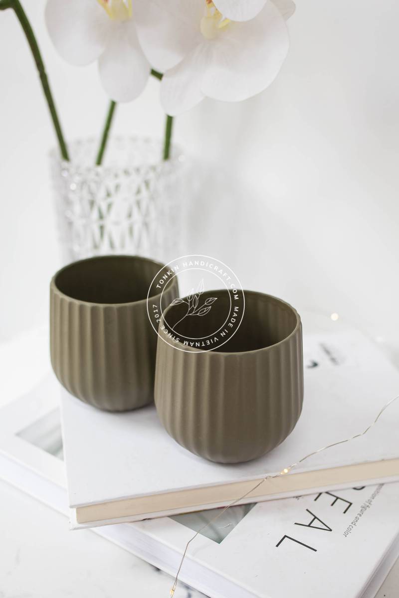 Grink Ceramic Planter - TONKIN HANDICRAFT