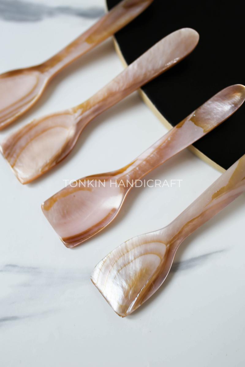 Personalized Mother of Pearl Caviar Spoon 07