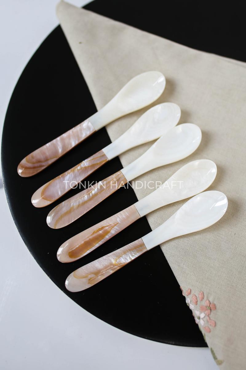 Personalized Small Mother of Pearl Seashell Caviar Spoon