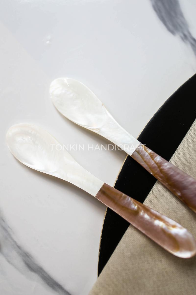 Personalized Small Mother of Pearl Seashell Caviar Spoon