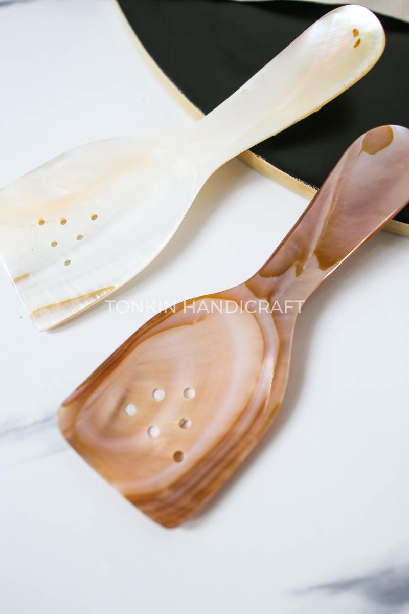 Mother of Pearl Slotted Spoon - TONKIN HANDICRAFT