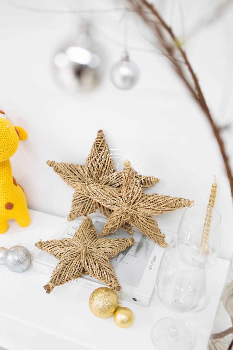 Rattan Star Golden Christmas Tree Topper Woven Straw Star