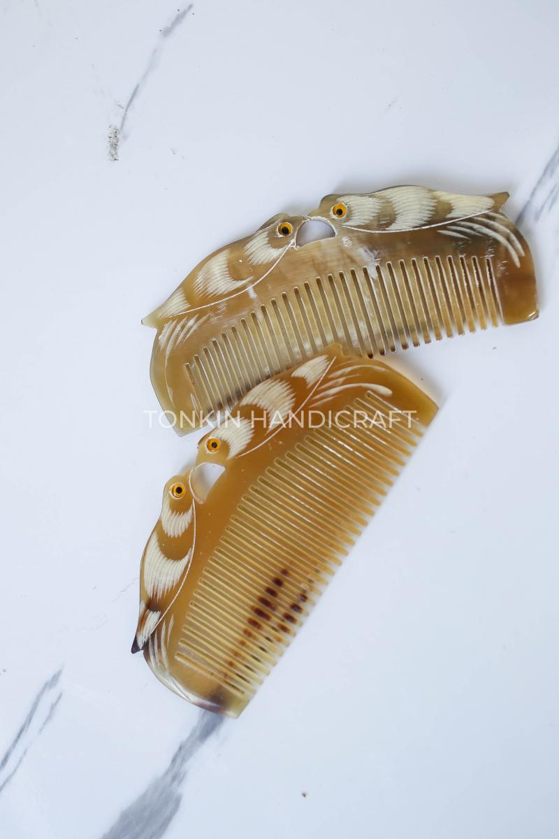 Natural Buffalo Horn Comb for Women