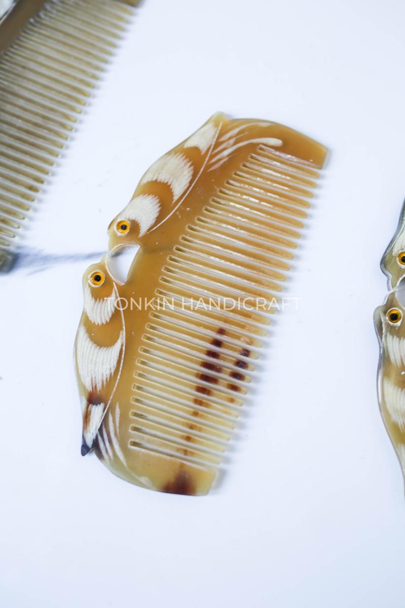 Natural Buffalo Horn Comb for Women