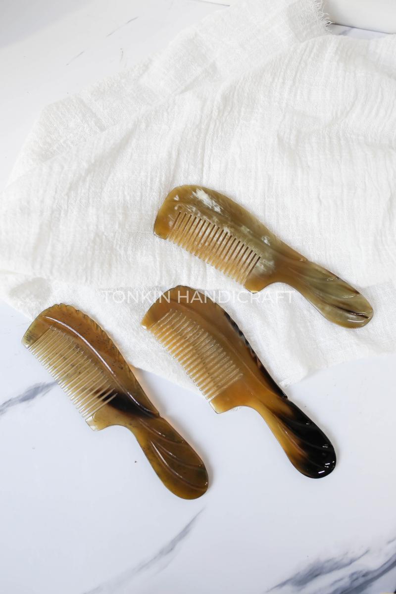 Natural Buffalo Horn Comb for Women.