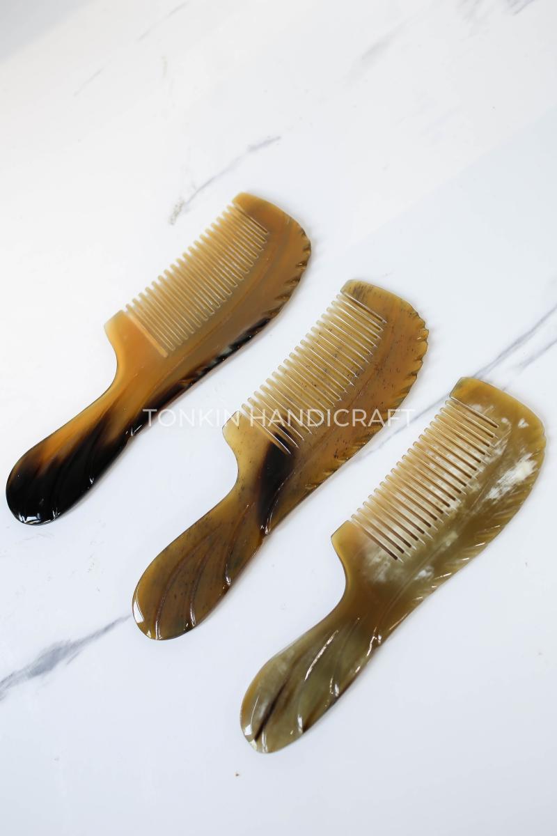 Natural Buffalo Horn Comb for Women.