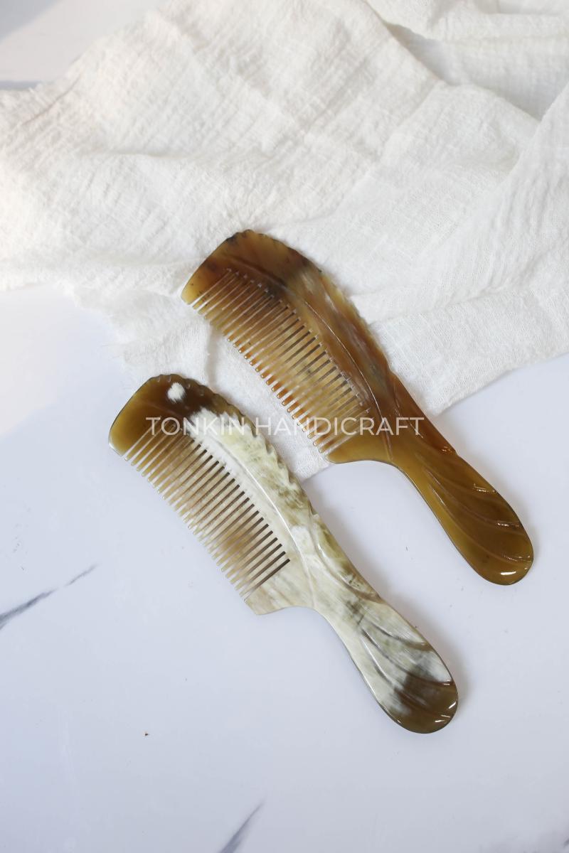 Natural Buffalo Horn Comb for Women.