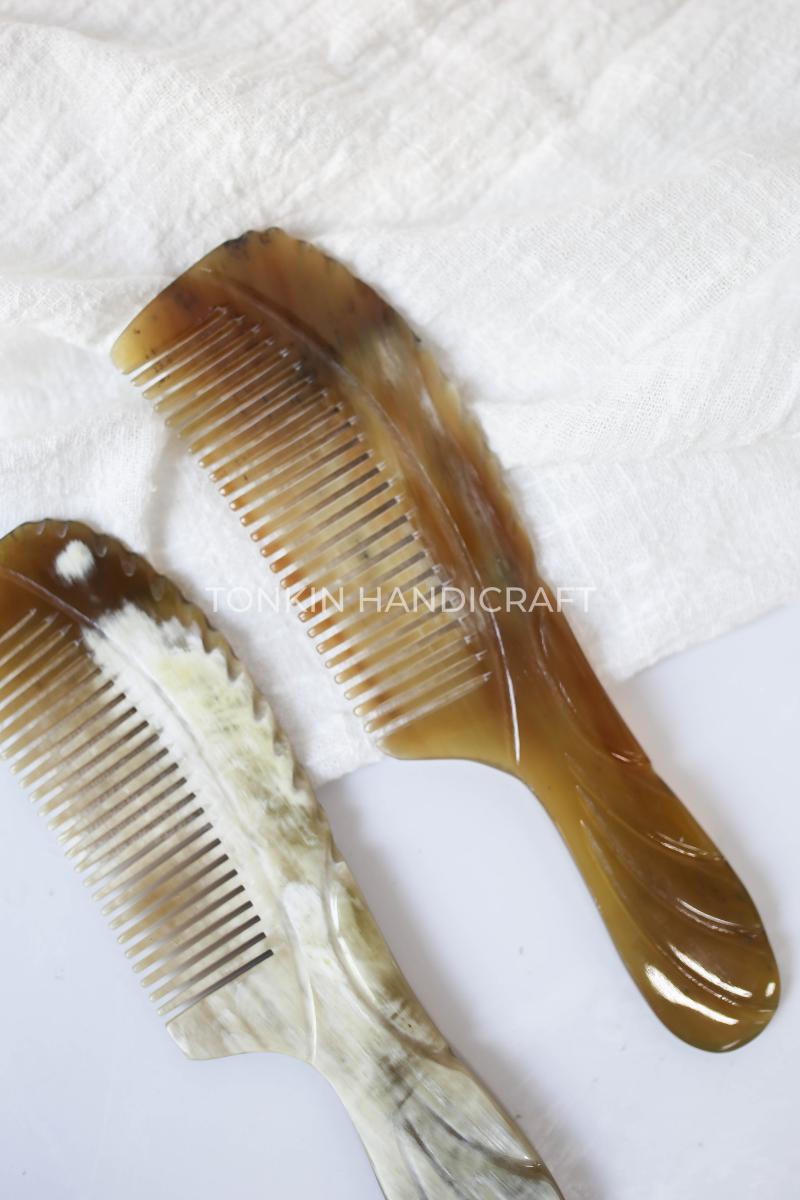 Natural Buffalo Horn Comb for Women.