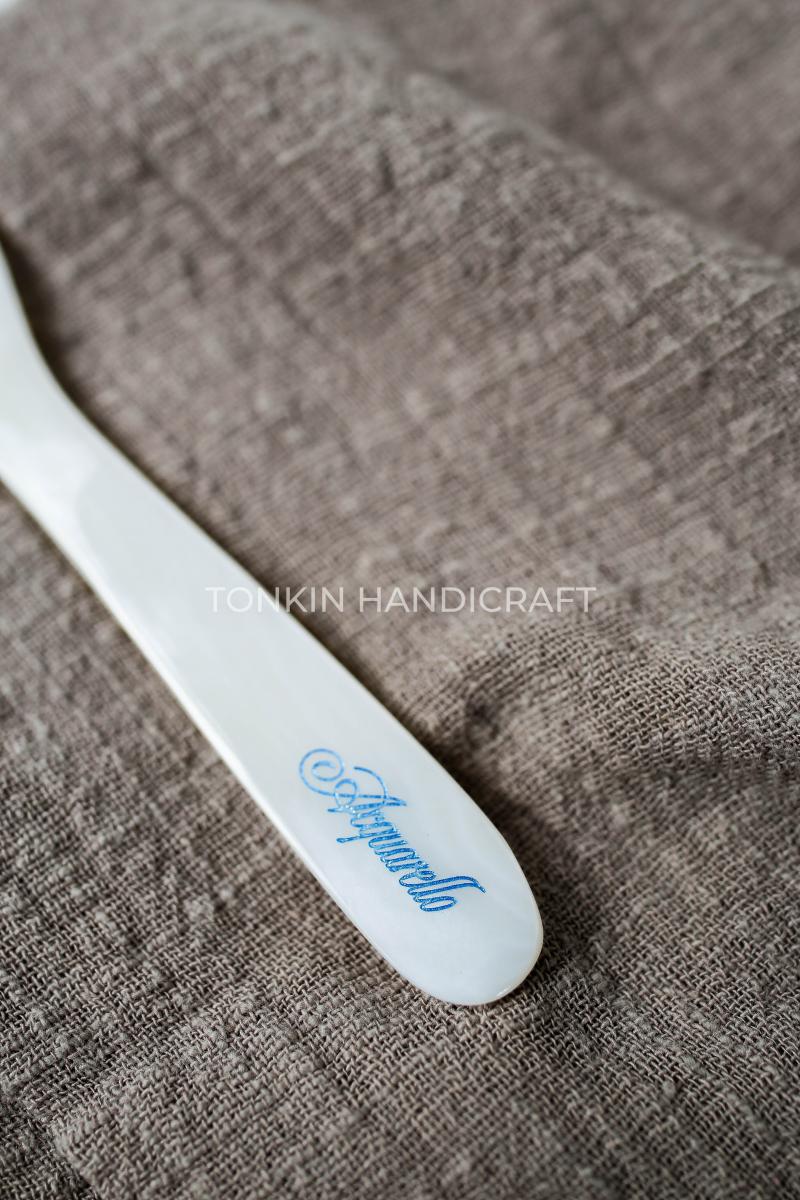 Personalized Mother of Pearl Caviar Spoon 03