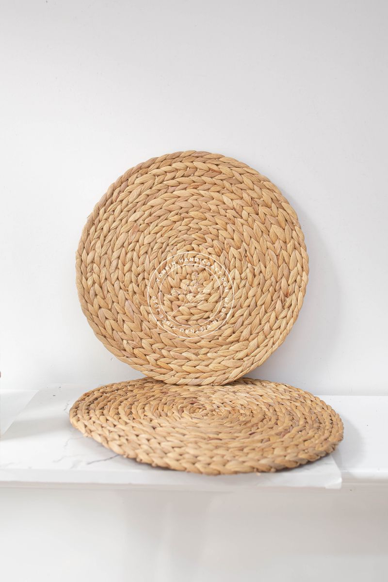 Set of 2 Round Wicker Placemat