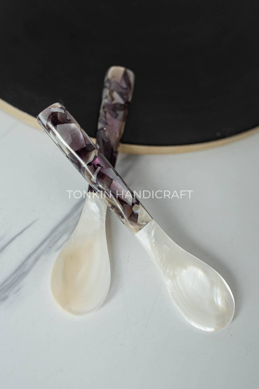 Bla Mother of Pearl Seashell Spoon