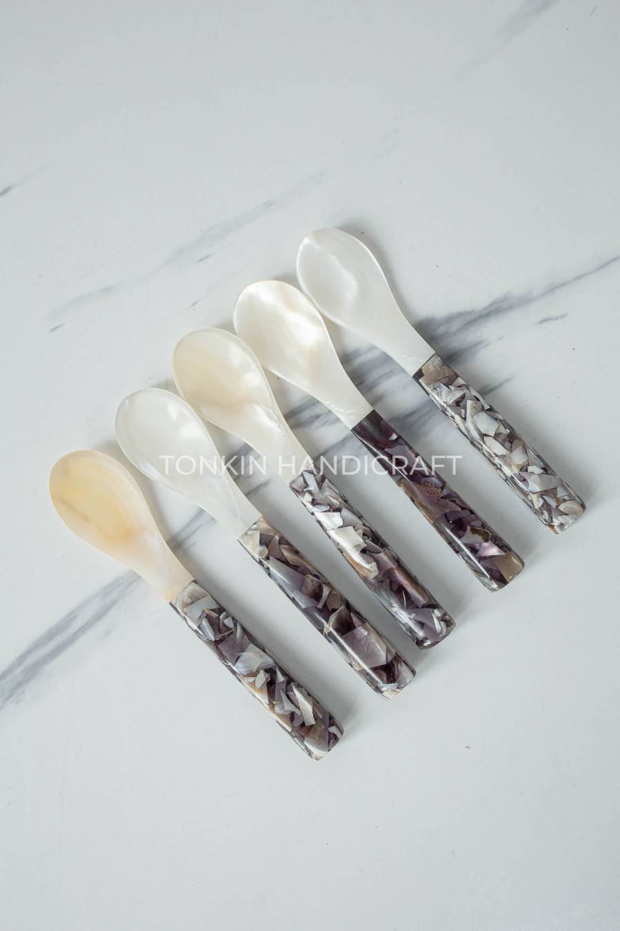 Bla Mother of Pearl Seashell Spoon