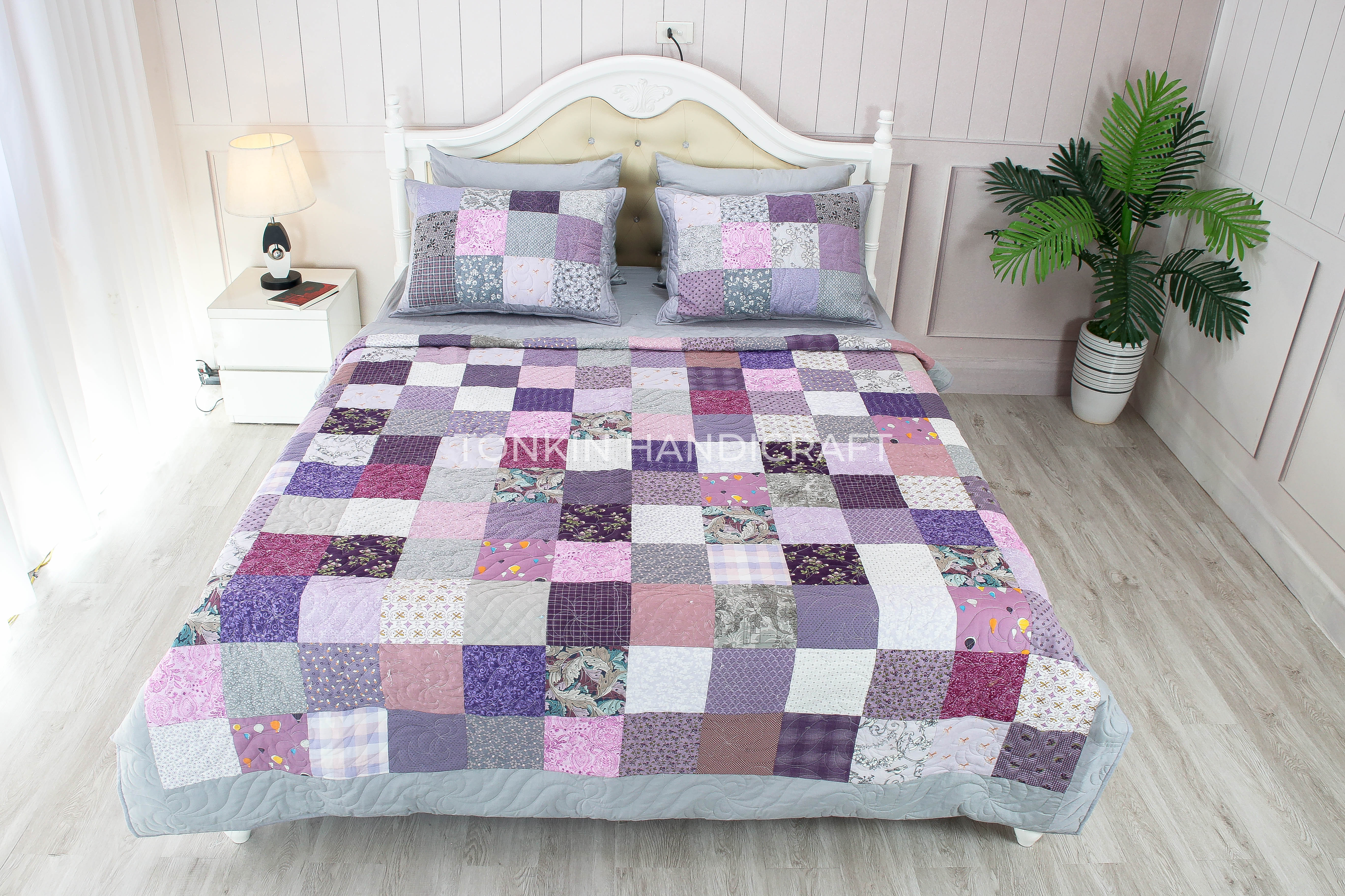 Grep Quilt Set 78" x 87" with 2 Shams - TONKIN HANDICRAFT