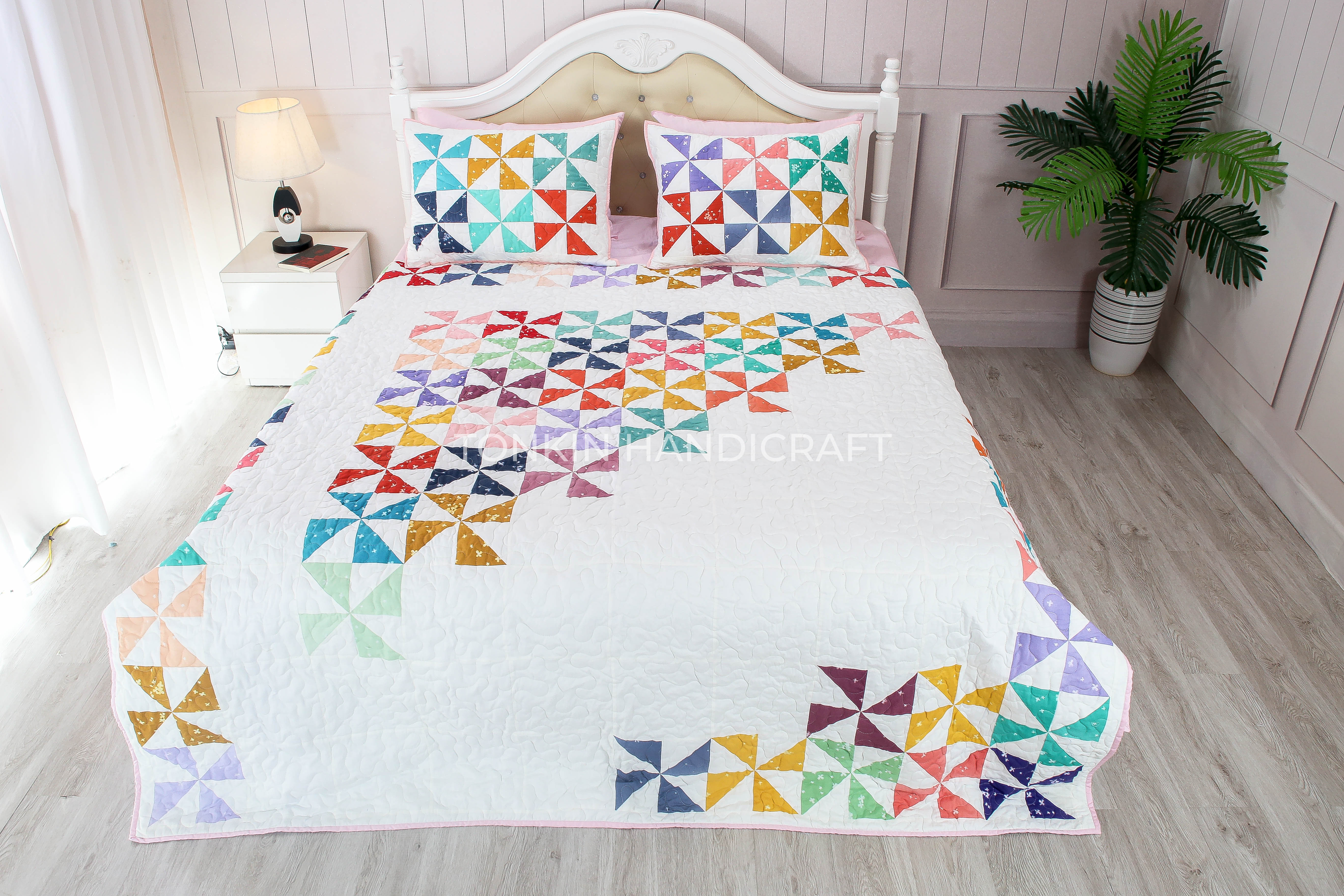 Mausac Quilt Set 78" x 87" with 2 Shams - TONKIN HANDICRAFT