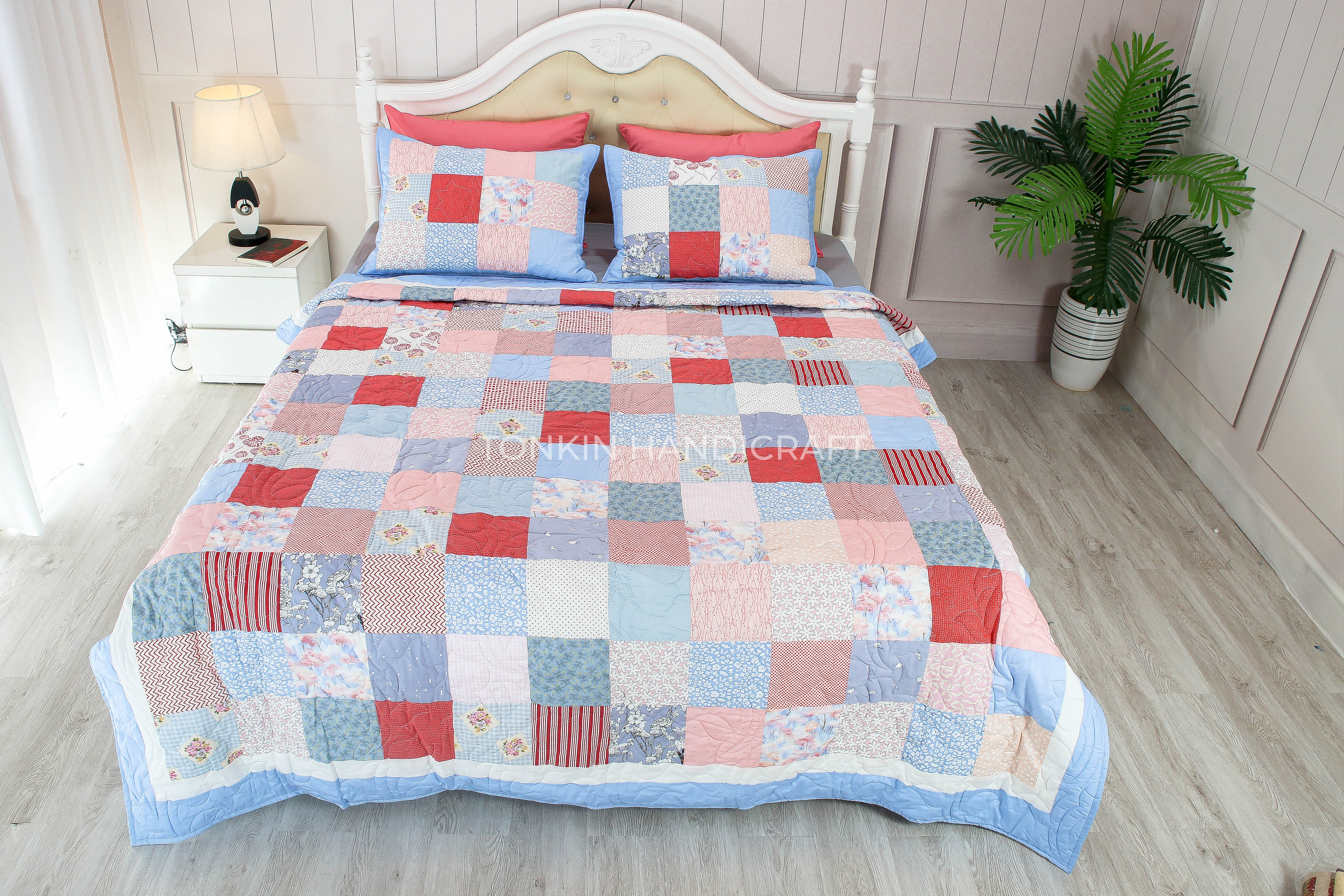 Redbu Plaid Quilt Set 78" x 87" with 2 Shams - TONKIN HANDICRAFT