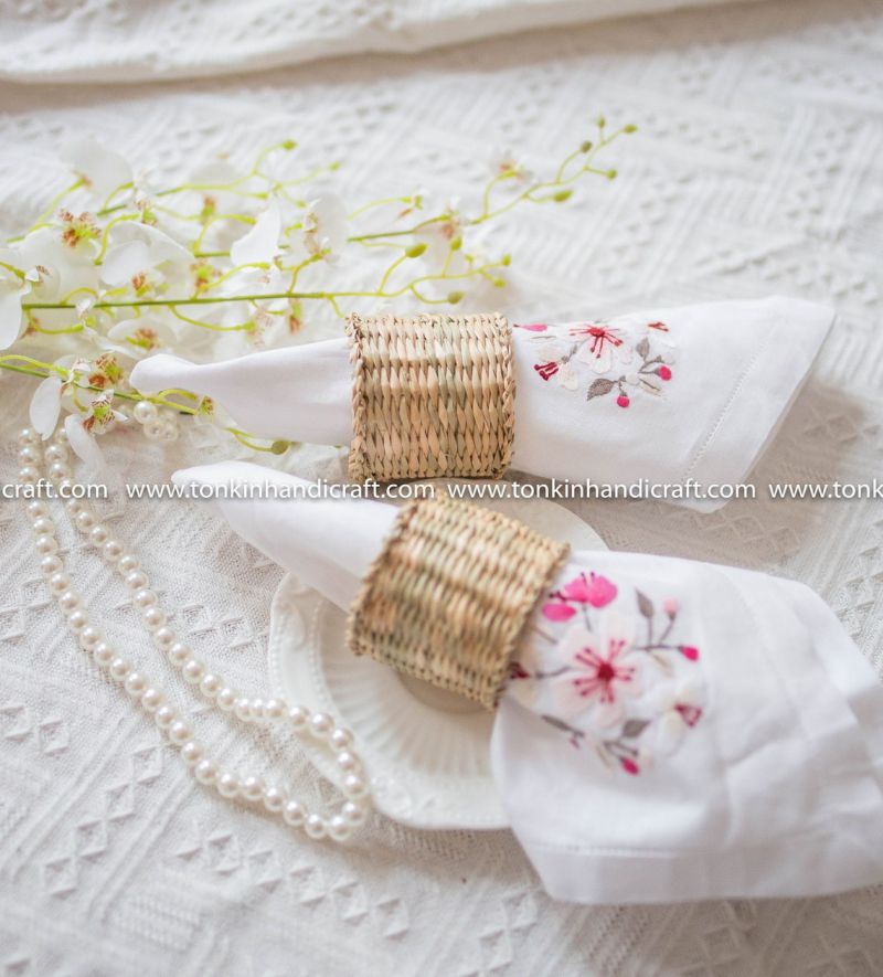 Set of 4 Seagrass Napkin Ring - TONKIN HANDICRAFT