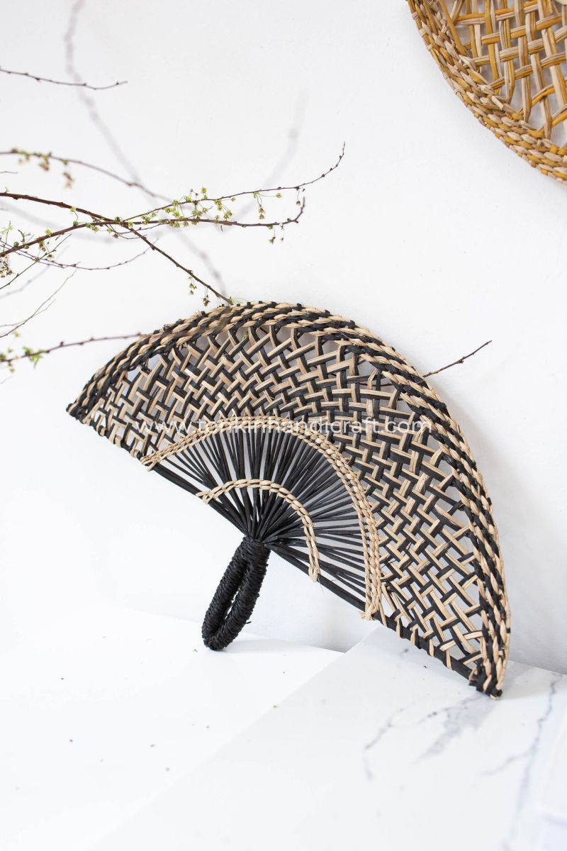 Set of 3 seagrass woven fans - TONKIN HANDICRAFT