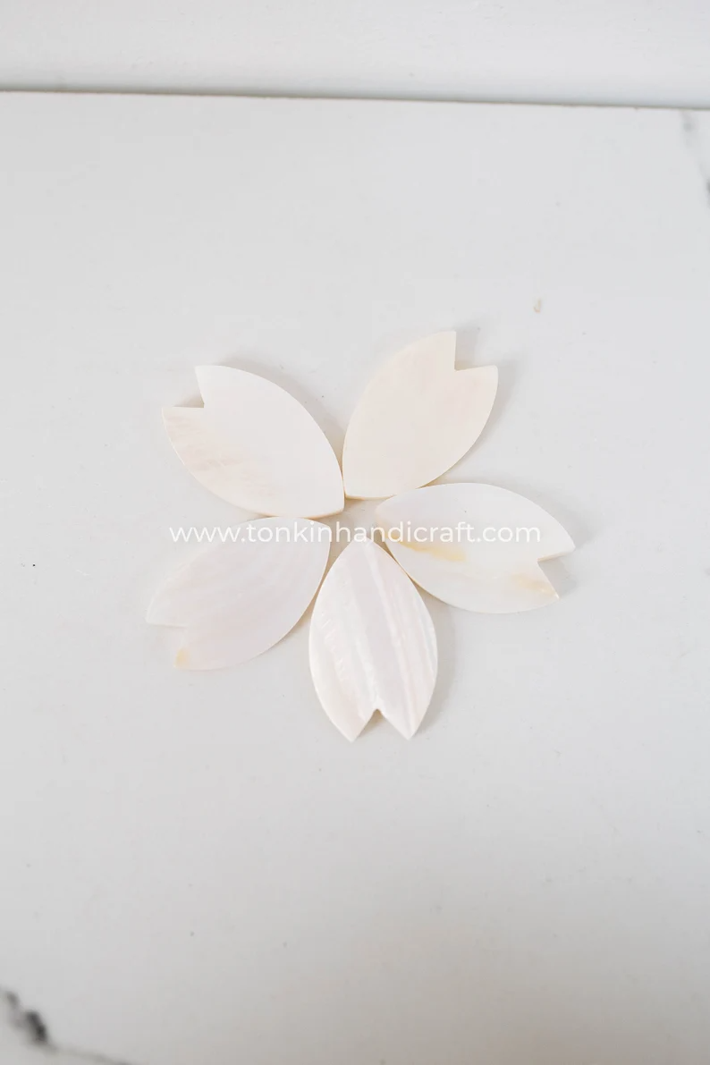 White Petal Chopstick Rest